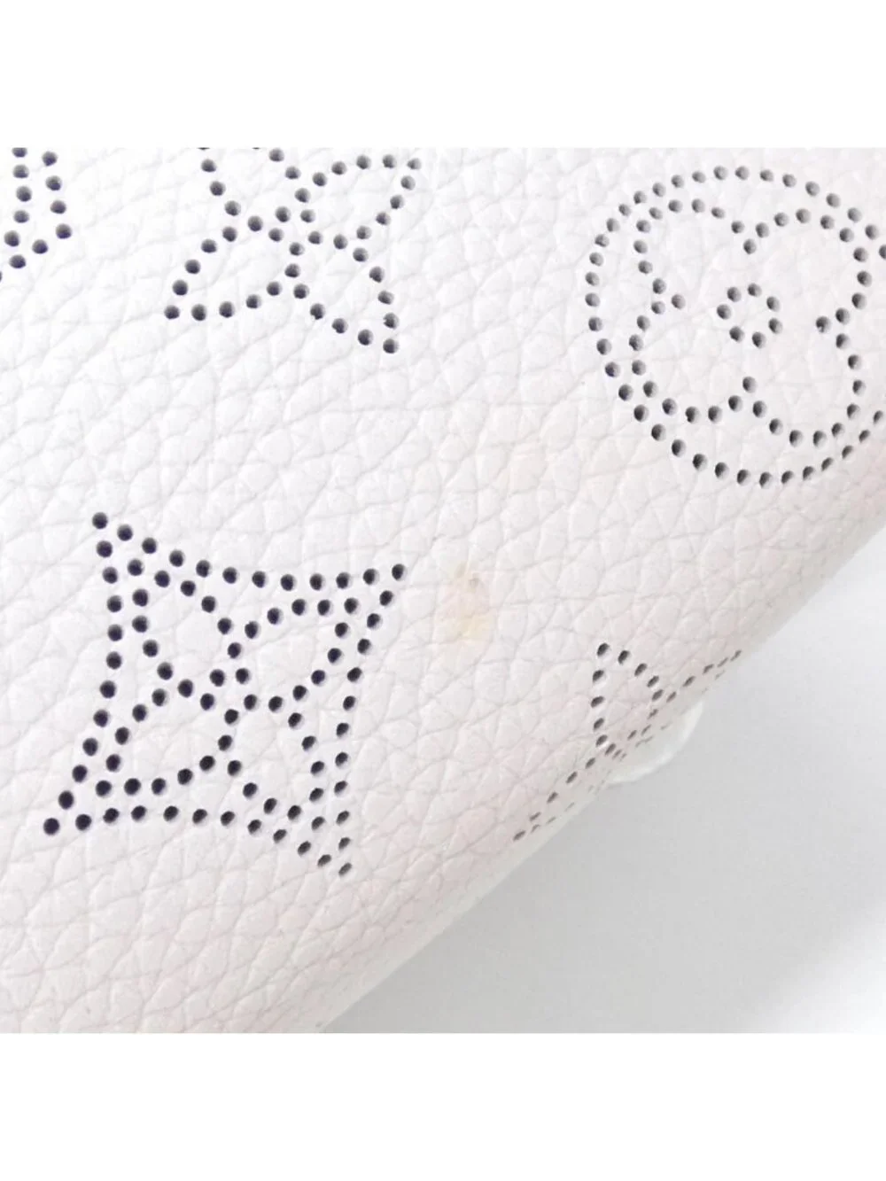 Louis Vuitton Mahina Bella Shoulder